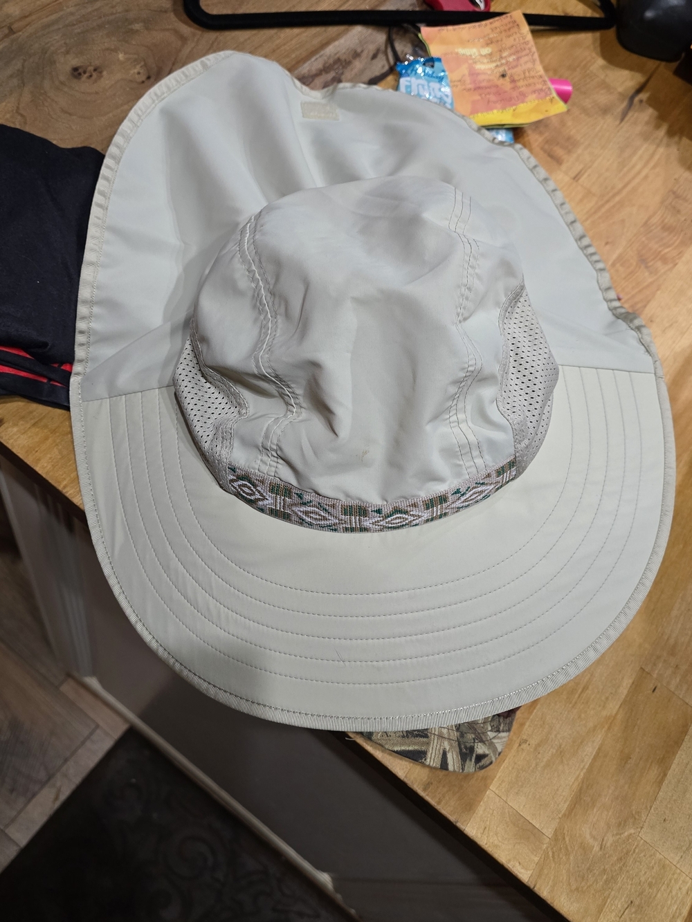 Sunday Afternoons Adventure Hat, Patterned Band Around Crown UPF 50+ Size L